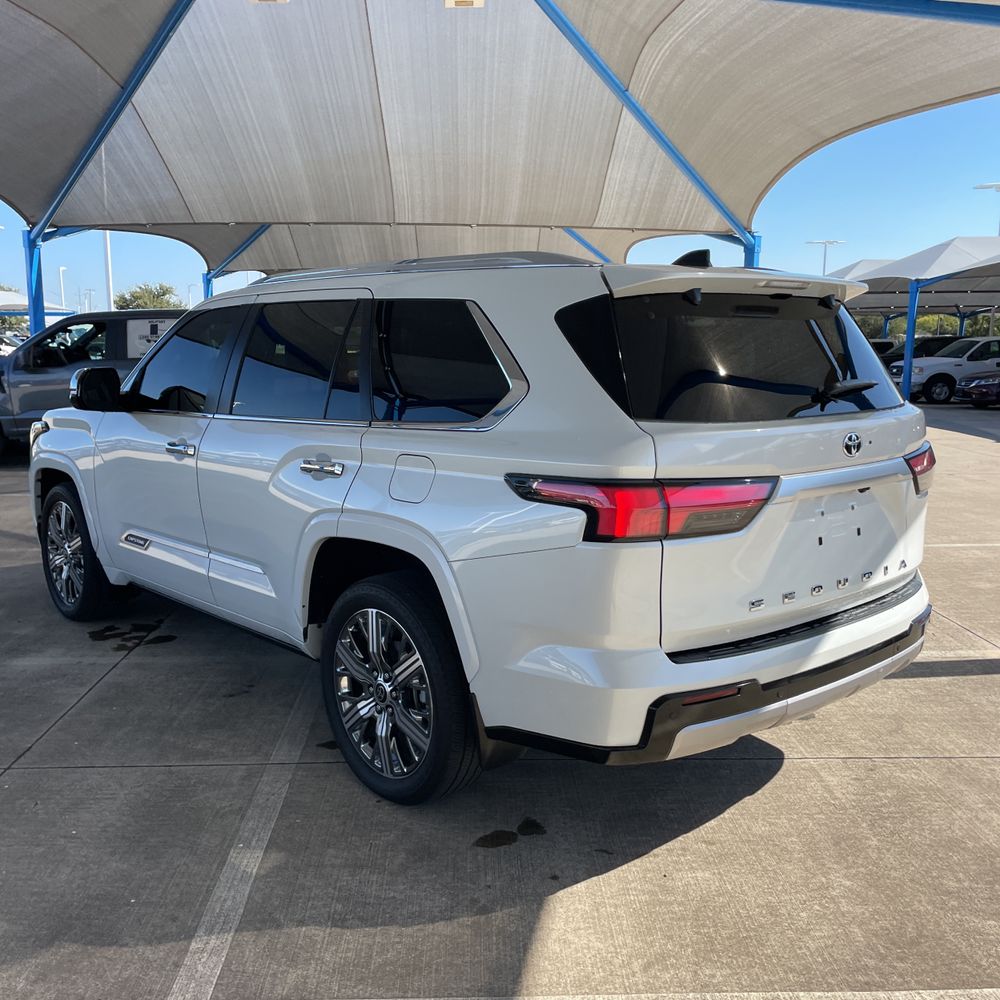 2024 Toyota Sequoia Capstone