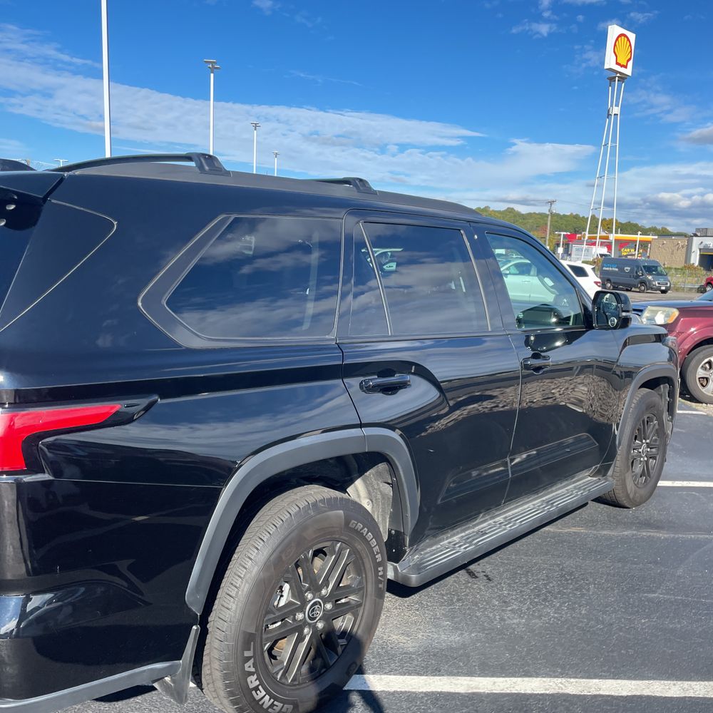 2023 Toyota Sequoia SR5