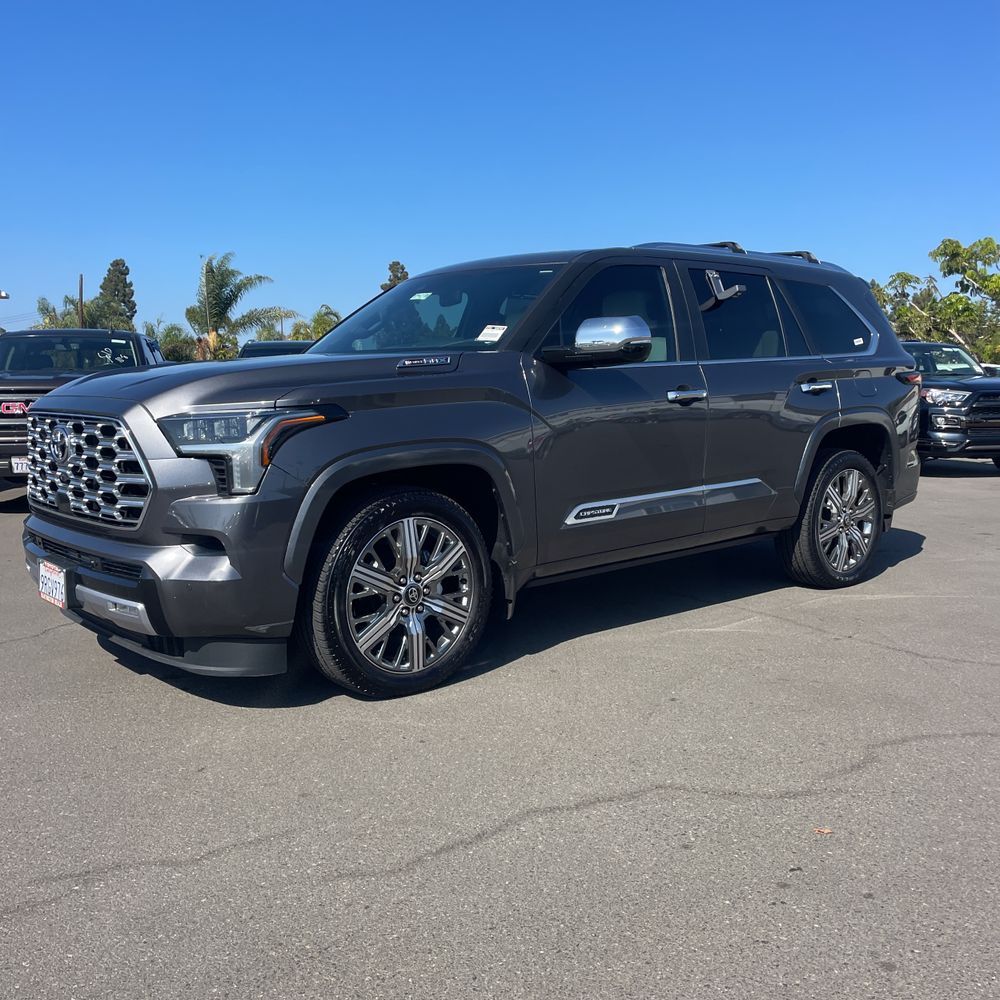 2025 Toyota Sequoia Capstone
