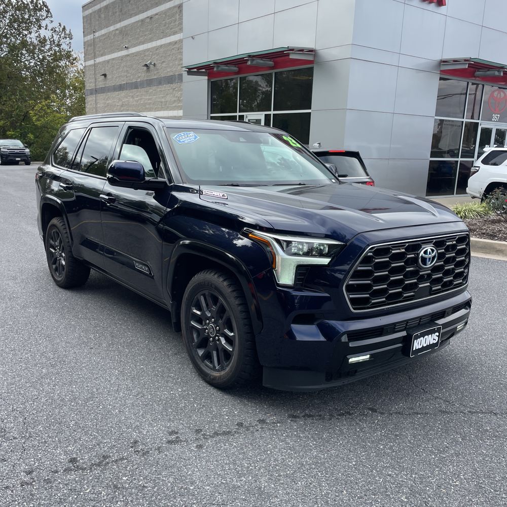 2023 Toyota Sequoia Platinum