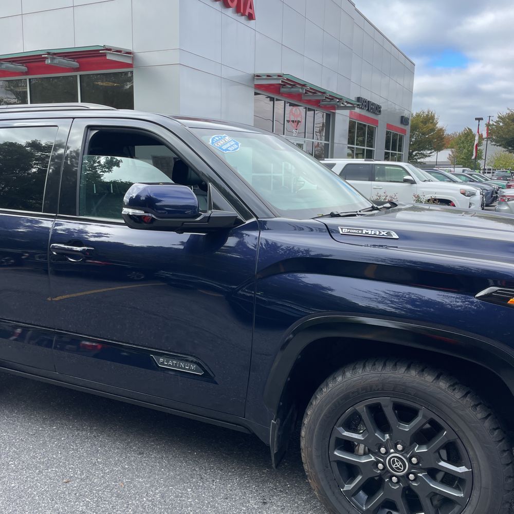 2023 Toyota Sequoia Platinum