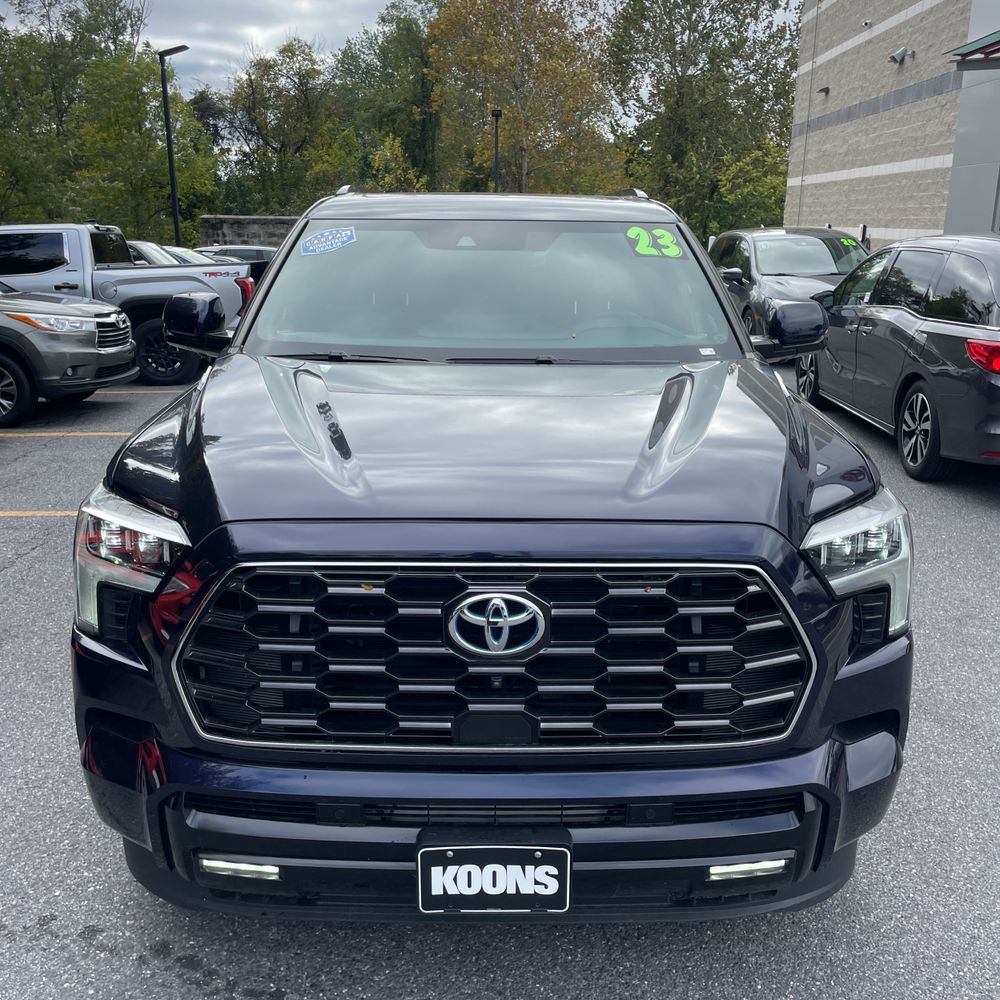 2023 Toyota Sequoia Platinum
