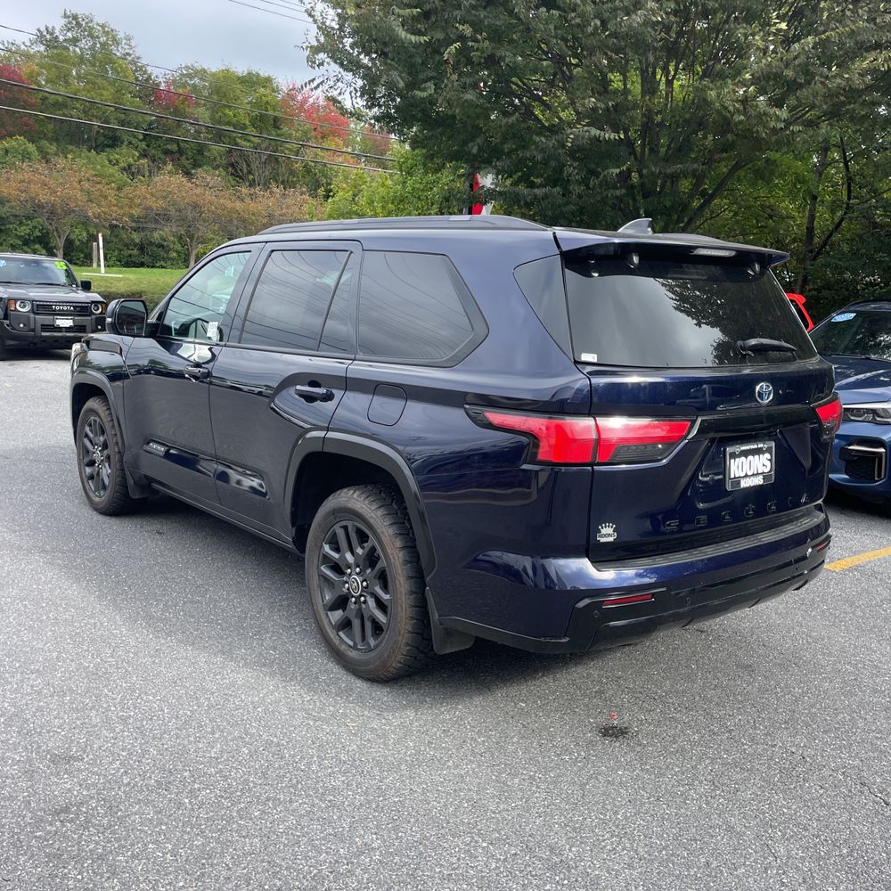 2023 Toyota Sequoia Platinum