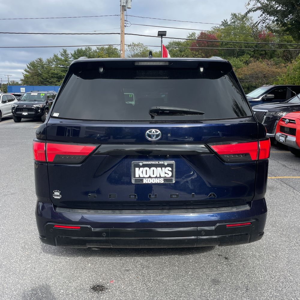 2023 Toyota Sequoia Platinum