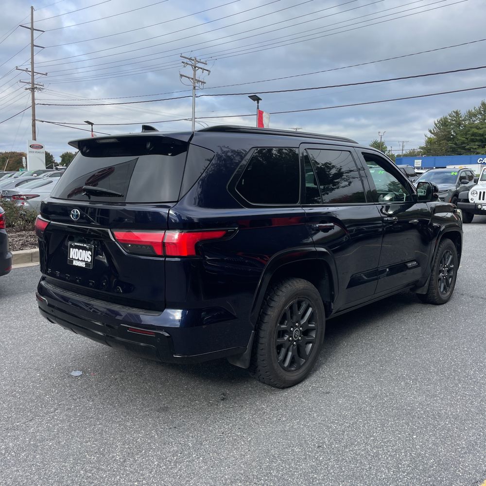 2023 Toyota Sequoia Platinum