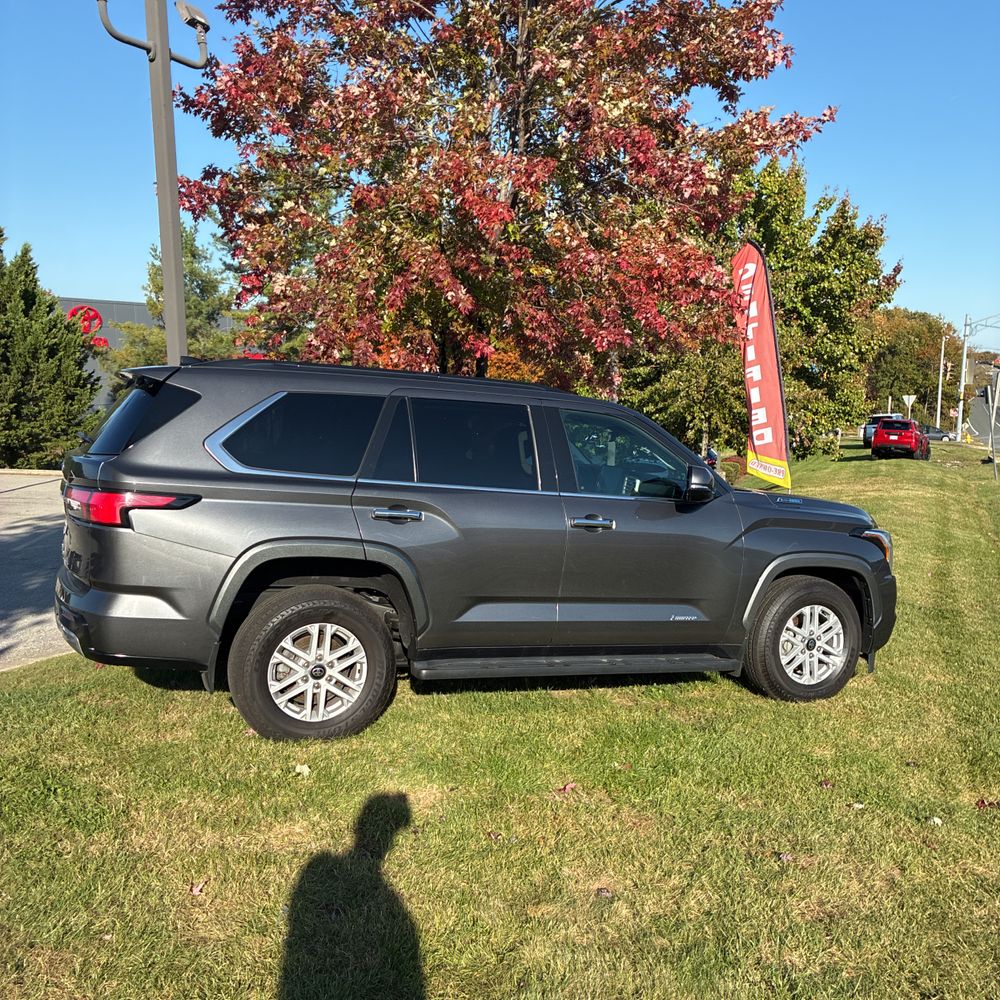 2023 Toyota Sequoia Limited