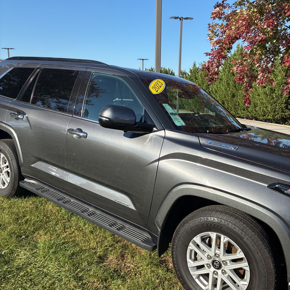 2023 Toyota Sequoia Limited