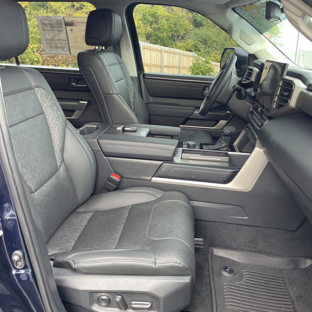 2023 Toyota Sequoia SR5