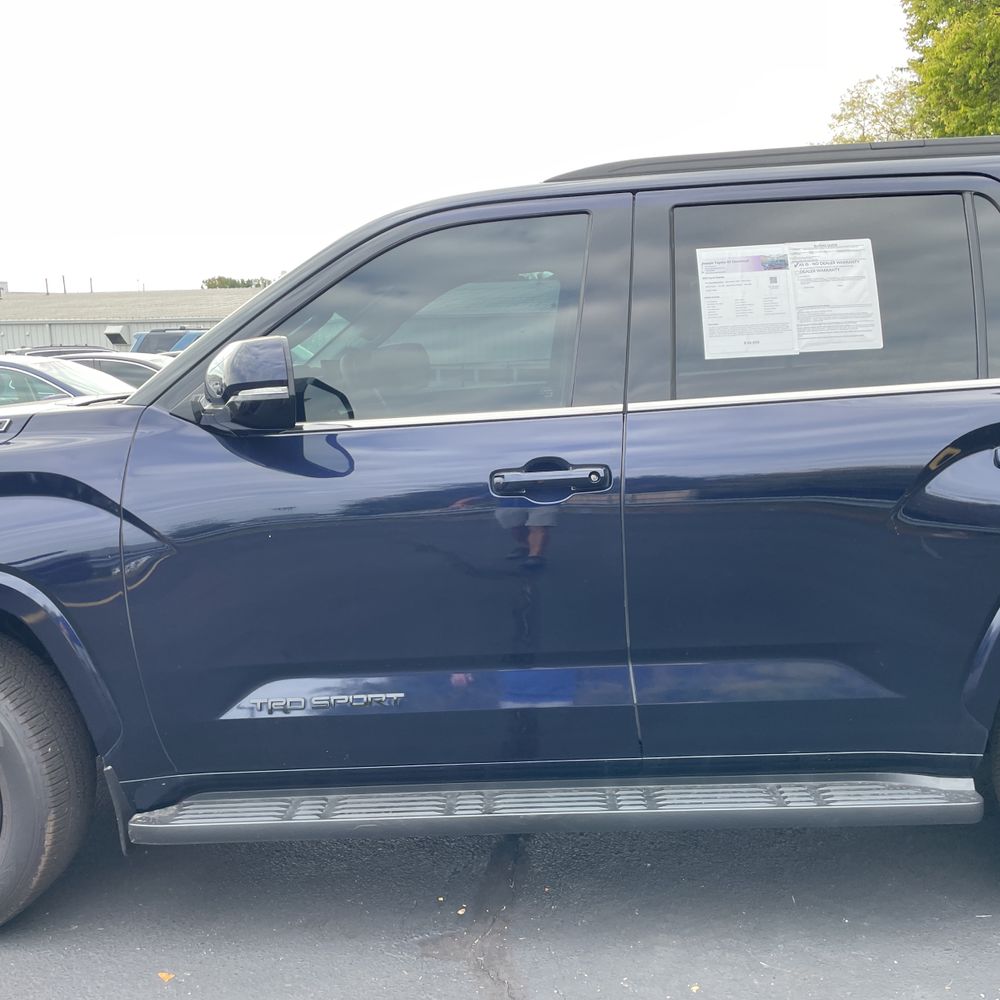 2023 Toyota Sequoia SR5