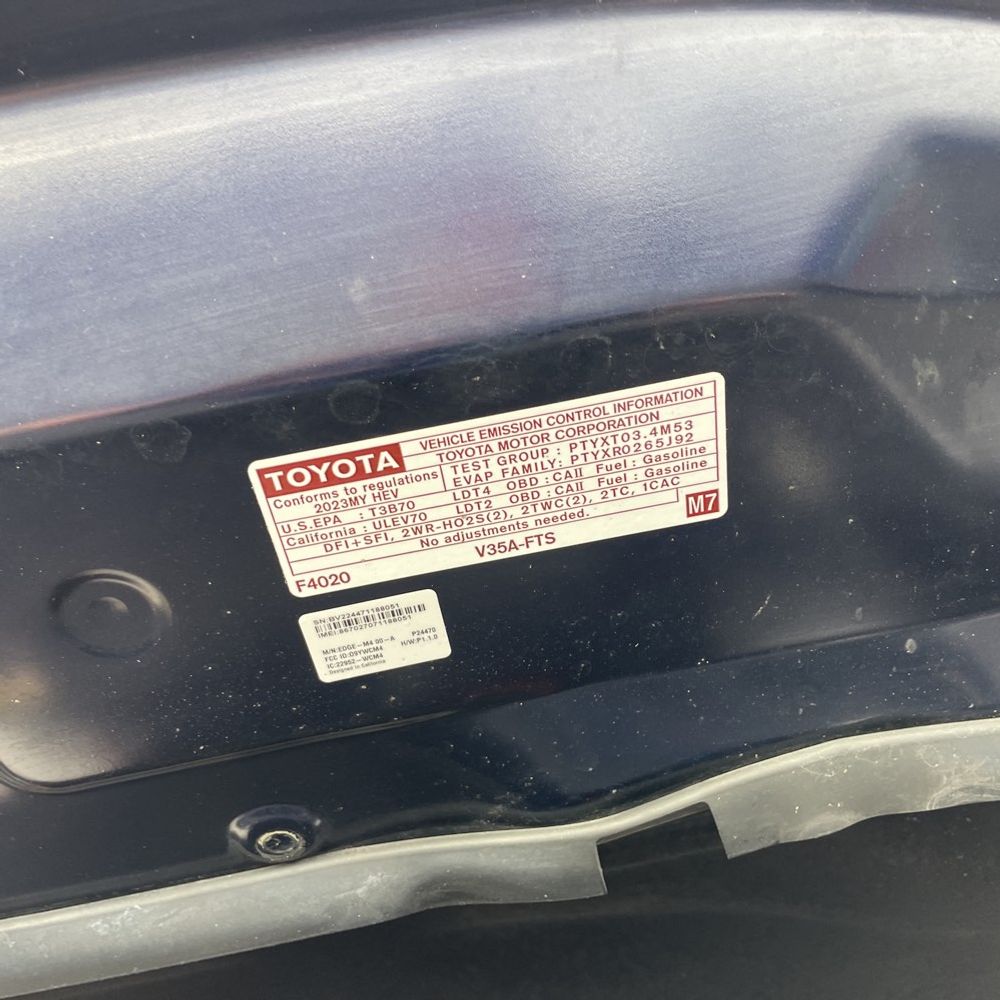 2023 Toyota Sequoia SR5