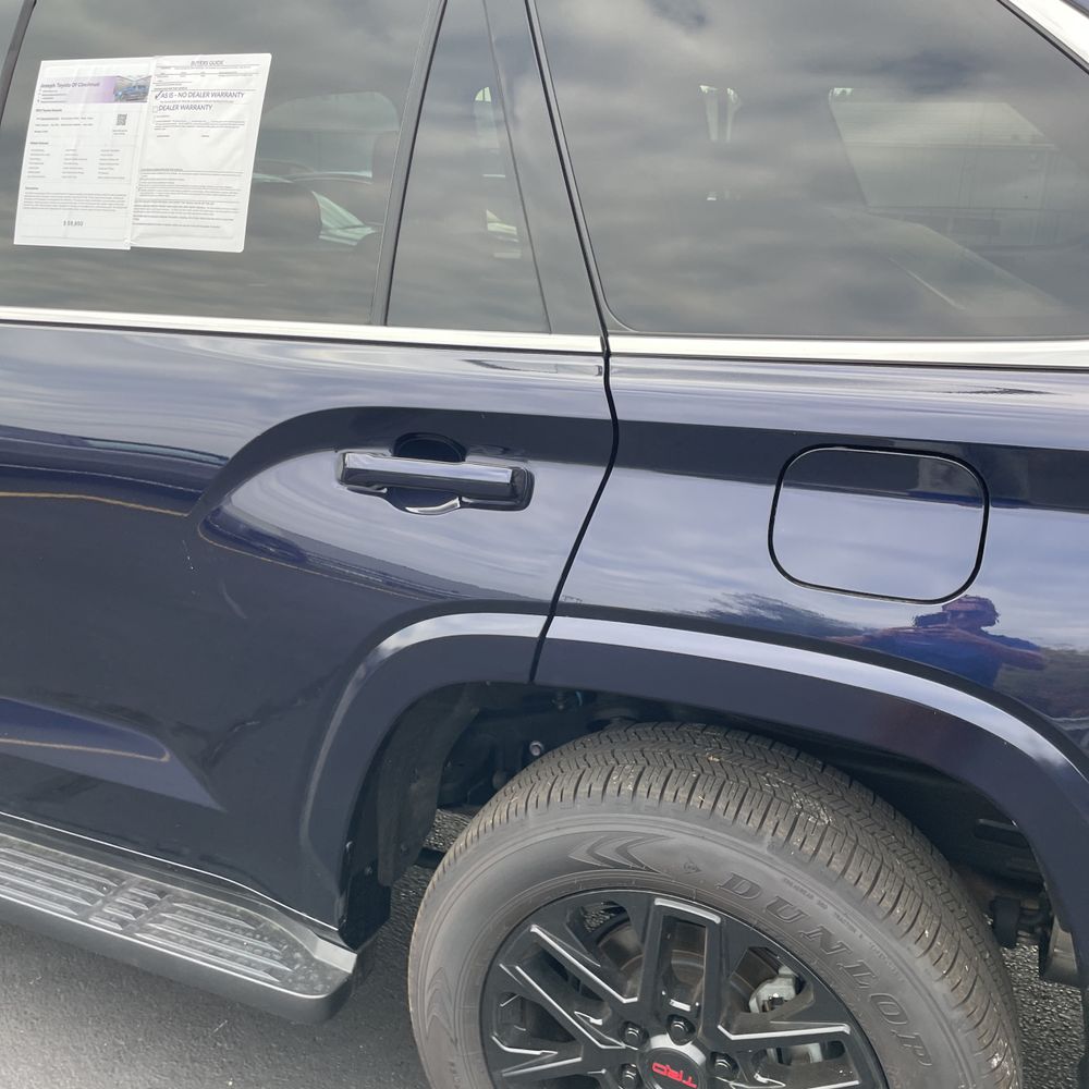 2023 Toyota Sequoia SR5