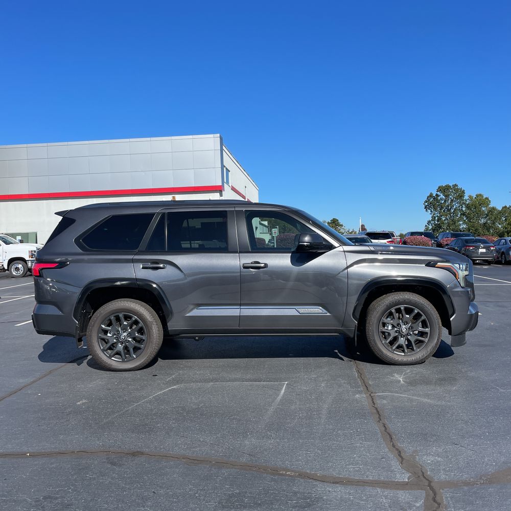 2025 Toyota Sequoia Platinum