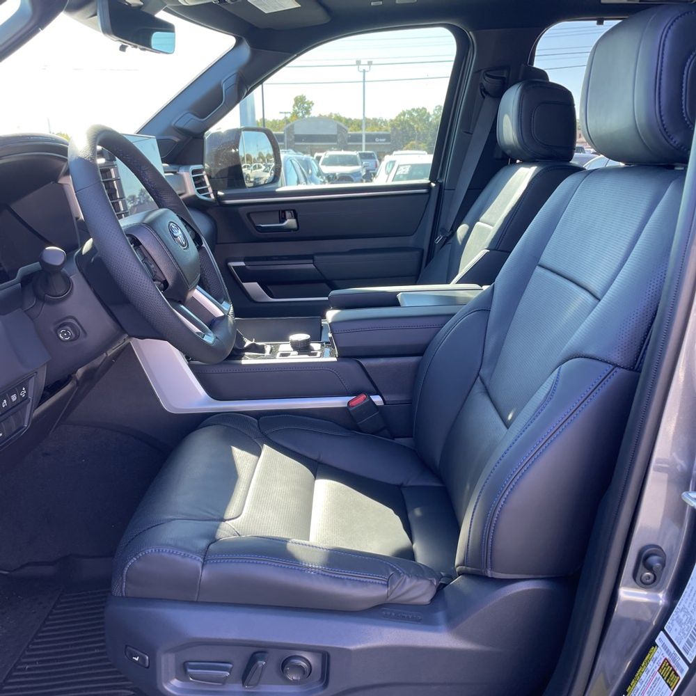 2025 Toyota Sequoia Platinum