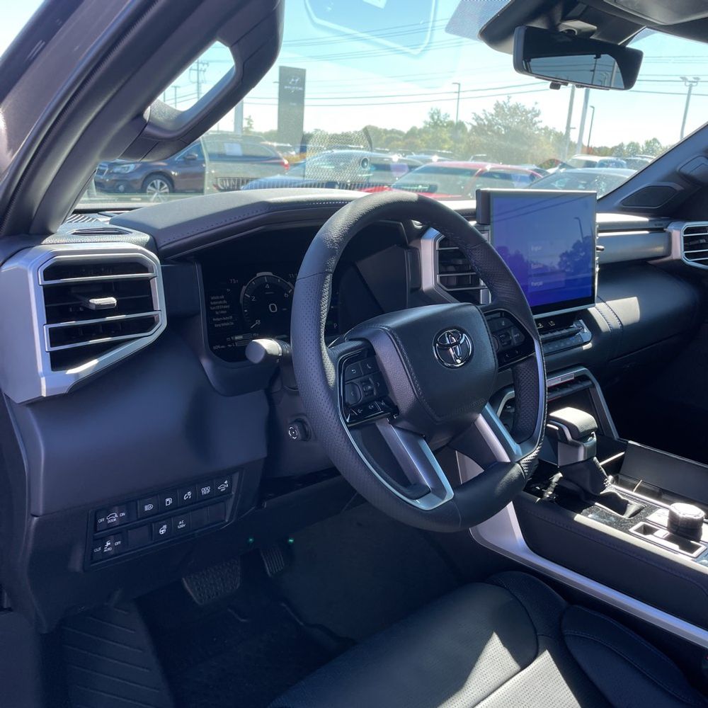 2025 Toyota Sequoia Platinum