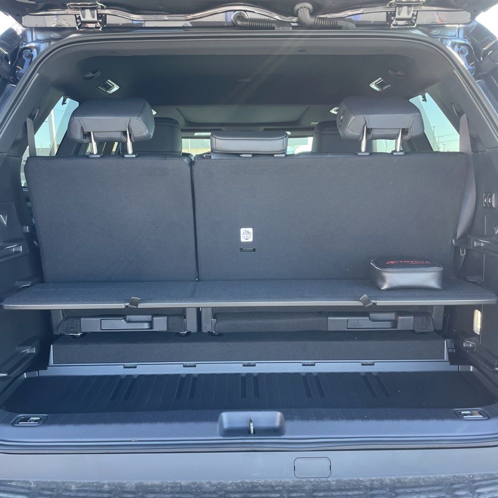 2025 Toyota Sequoia Platinum