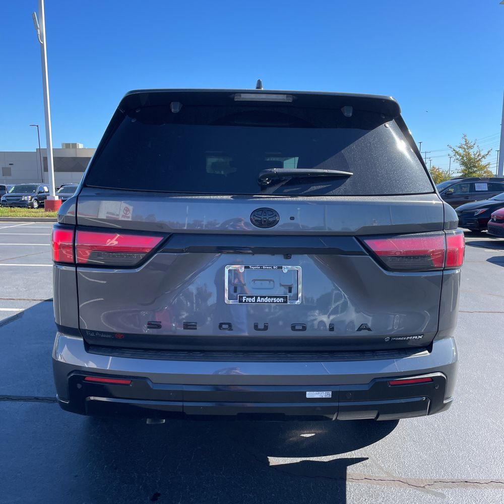 2025 Toyota Sequoia Platinum