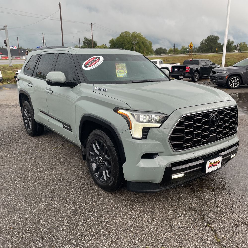 2024 Toyota Sequoia Platinum