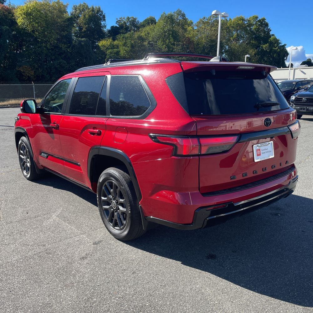 2024 Toyota Sequoia Platinum