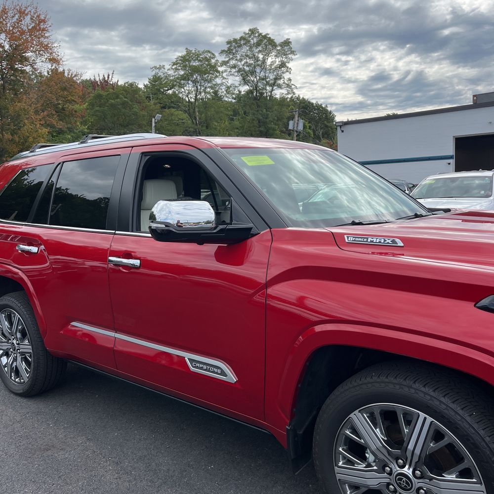 2024 Toyota Sequoia Capstone