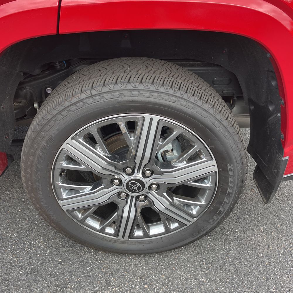 2024 Toyota Sequoia Capstone