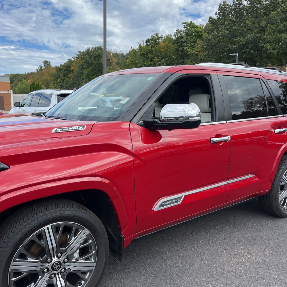 2024 Toyota Sequoia Capstone