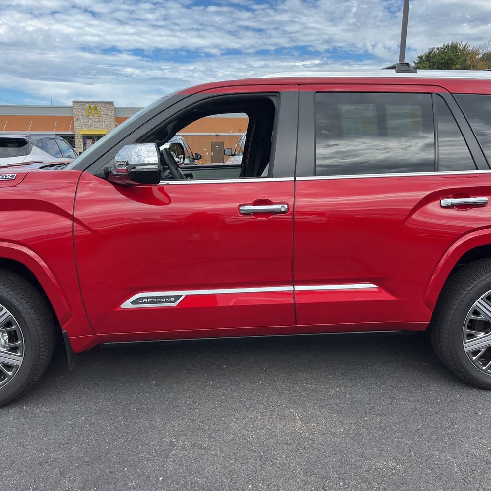 2024 Toyota Sequoia Capstone