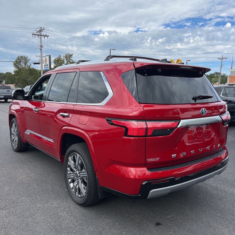 2024 Toyota Sequoia Capstone