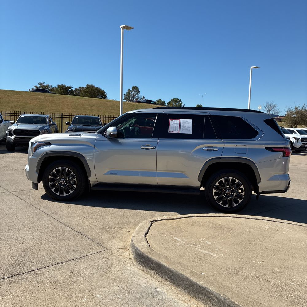 2023 Toyota Sequoia Limited