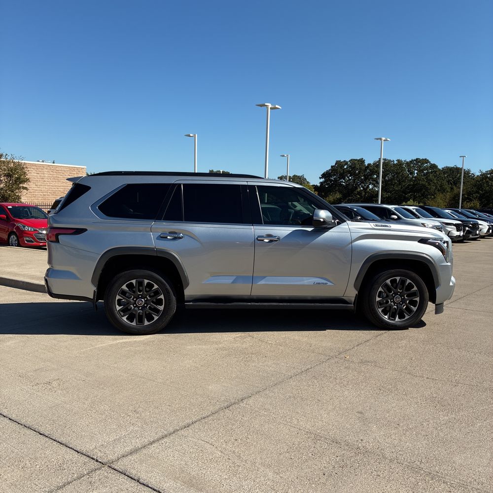 2023 Toyota Sequoia Limited