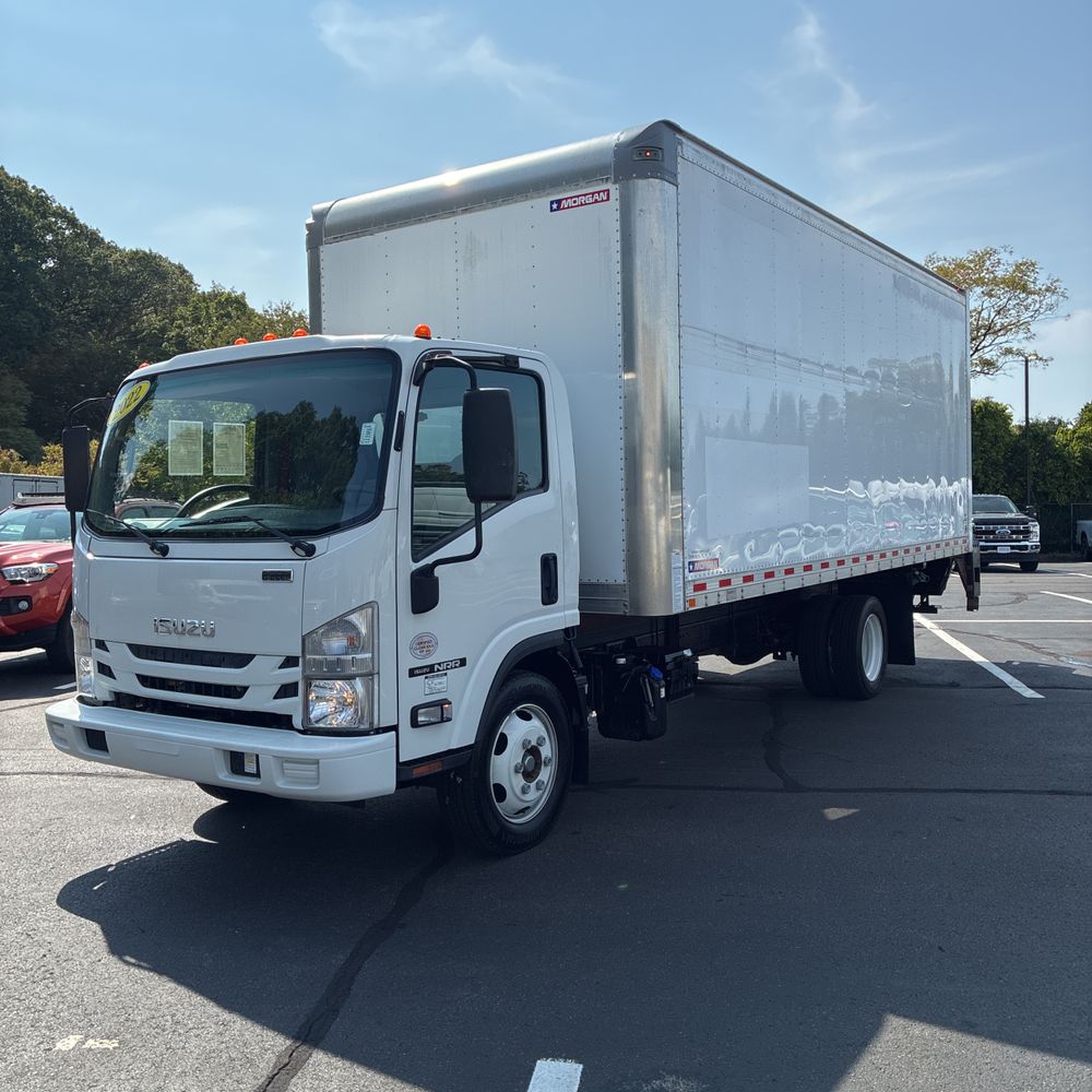 2022 Isuzu Commercial NRR CA88-114.5 BBC COE  4X2 5.2L