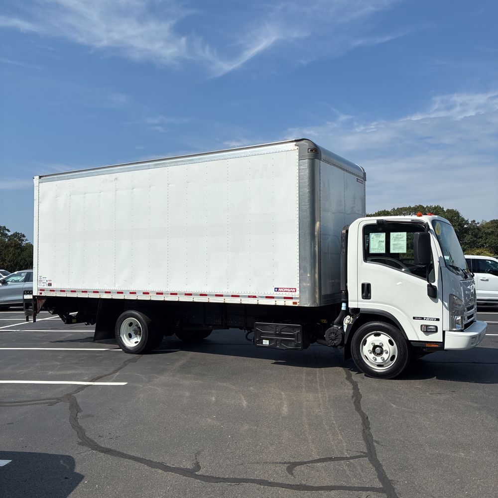 2022 Isuzu Commercial NRR CA88-114.5 BBC COE  4X2 5.2L