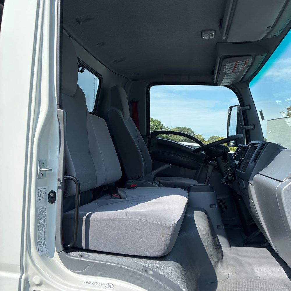 2022 Isuzu Commercial NRR CA88-114.5 BBC COE  4X2 5.2L