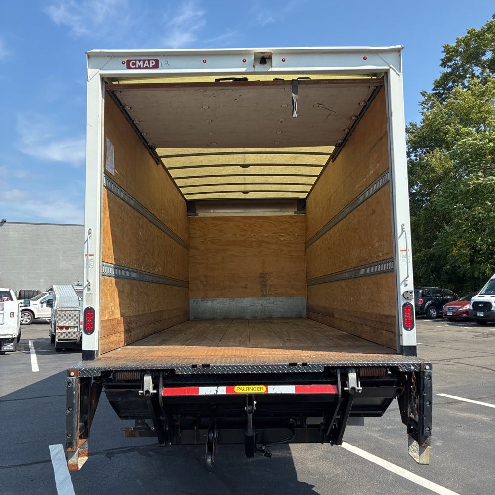 2022 Isuzu Commercial NRR CA88-114.5 BBC COE  4X2 5.2L