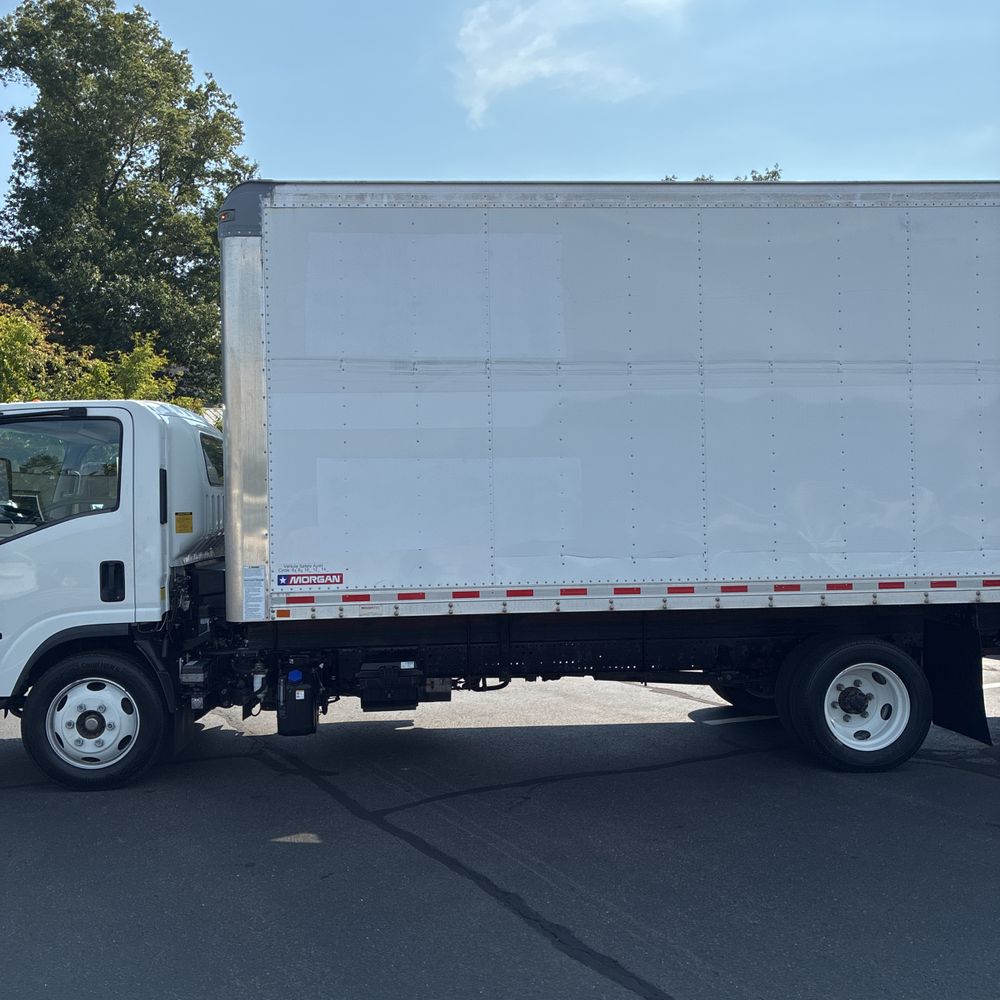 2022 Isuzu Commercial NRR CA88-114.5 BBC COE  4X2 5.2L