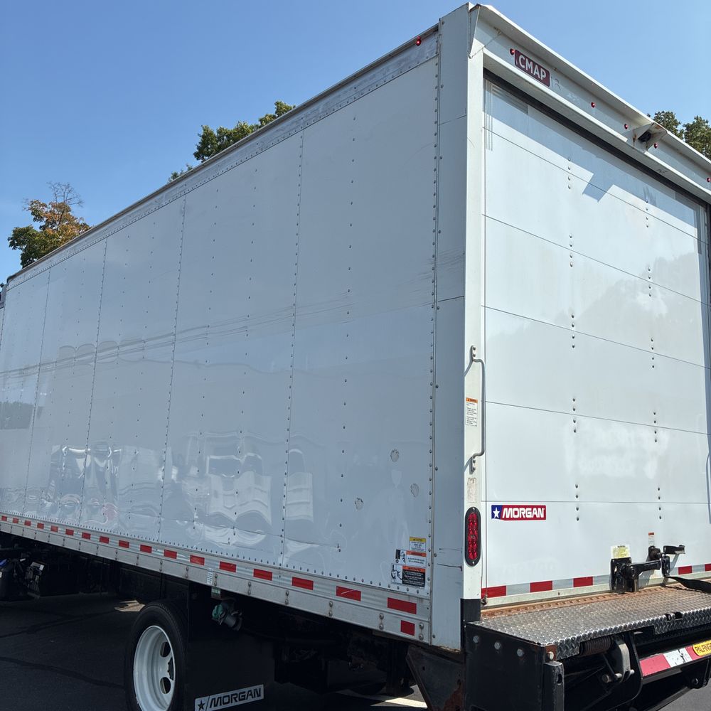 2022 Isuzu Commercial NRR CA88-114.5 BBC COE  4X2 5.2L