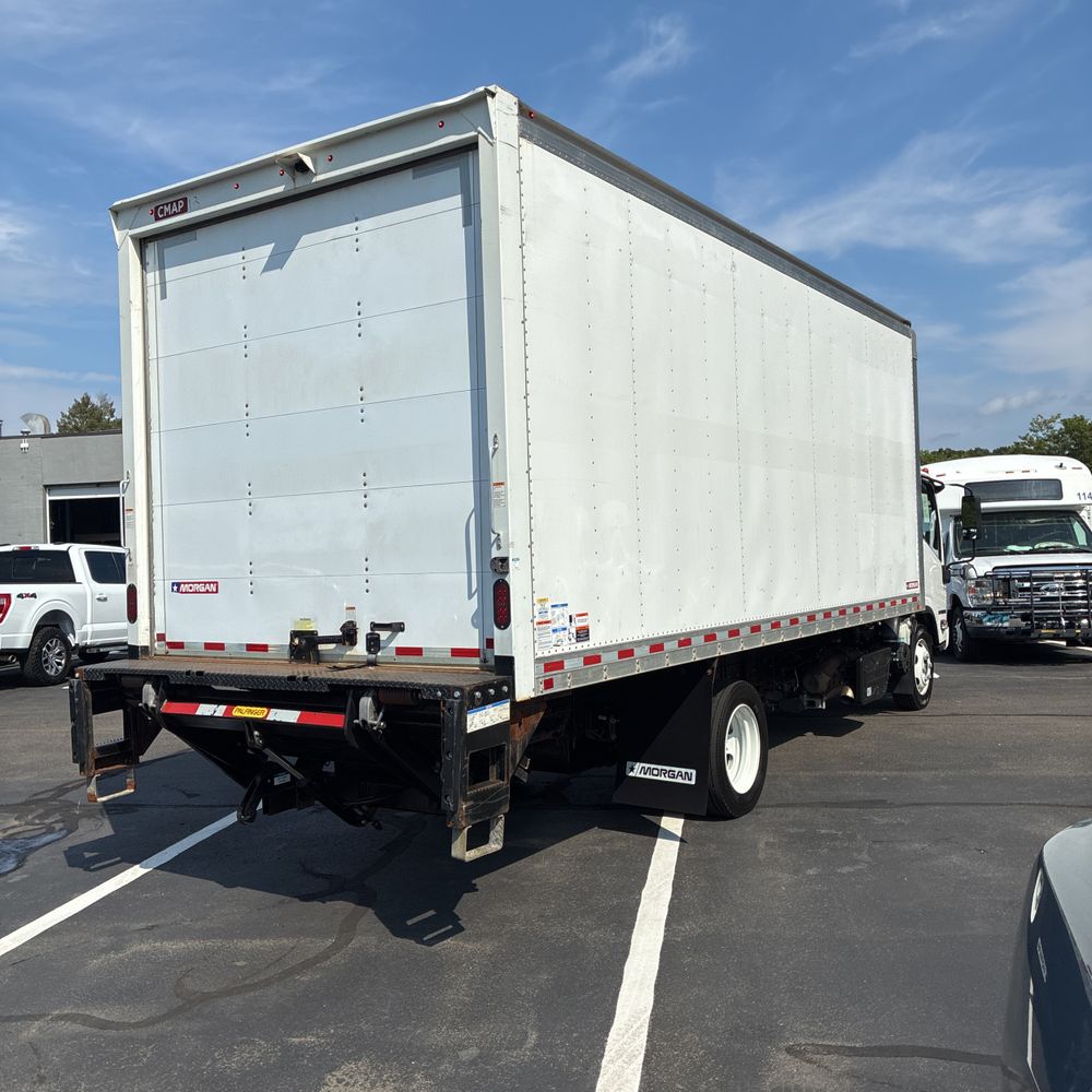 2022 Isuzu Commercial NRR CA88-114.5 BBC COE  4X2 5.2L