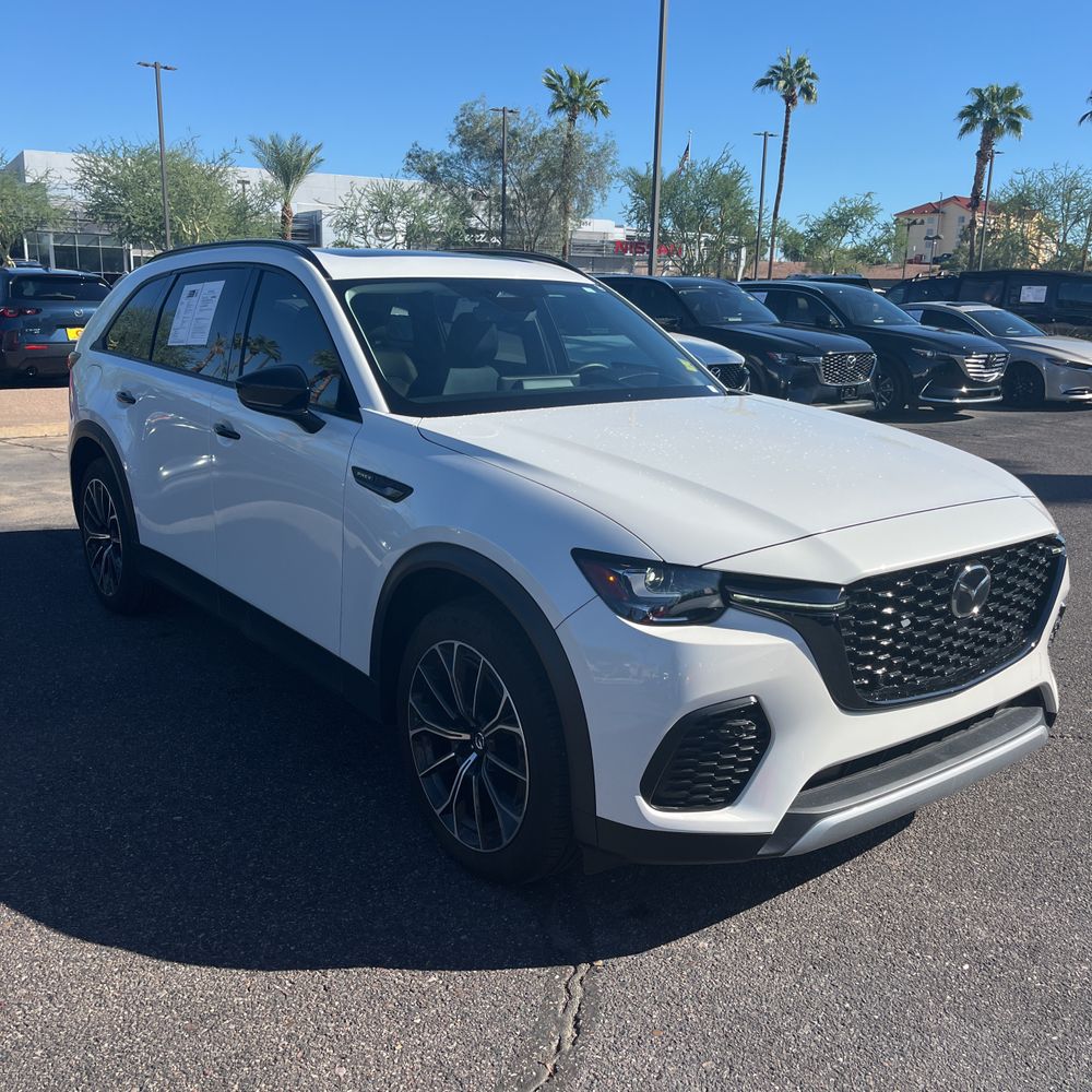 2025 Mazda CX-70 Plug-in Hybrid Premium