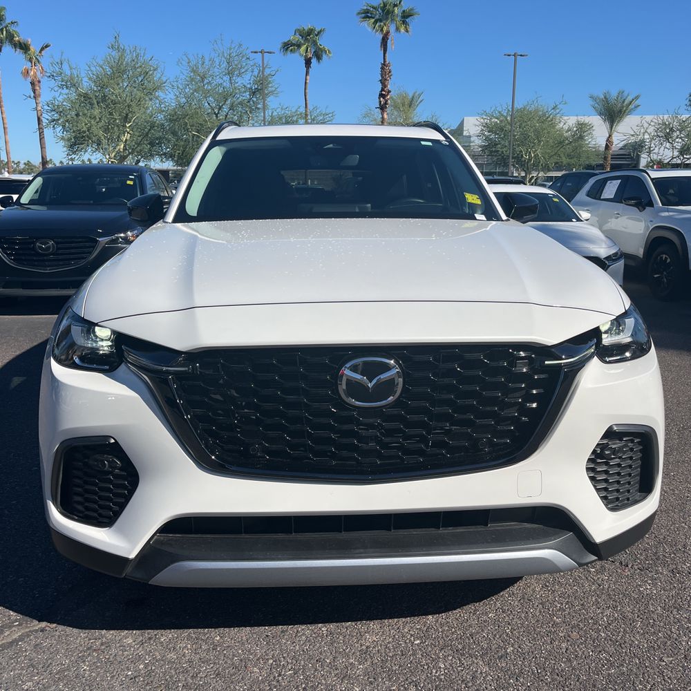 2025 Mazda CX-70 Plug-in Hybrid Premium