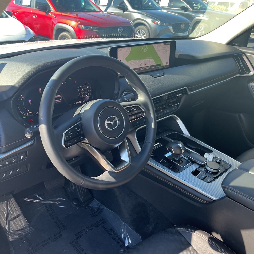 2025 Mazda CX-70 Plug-in Hybrid Premium