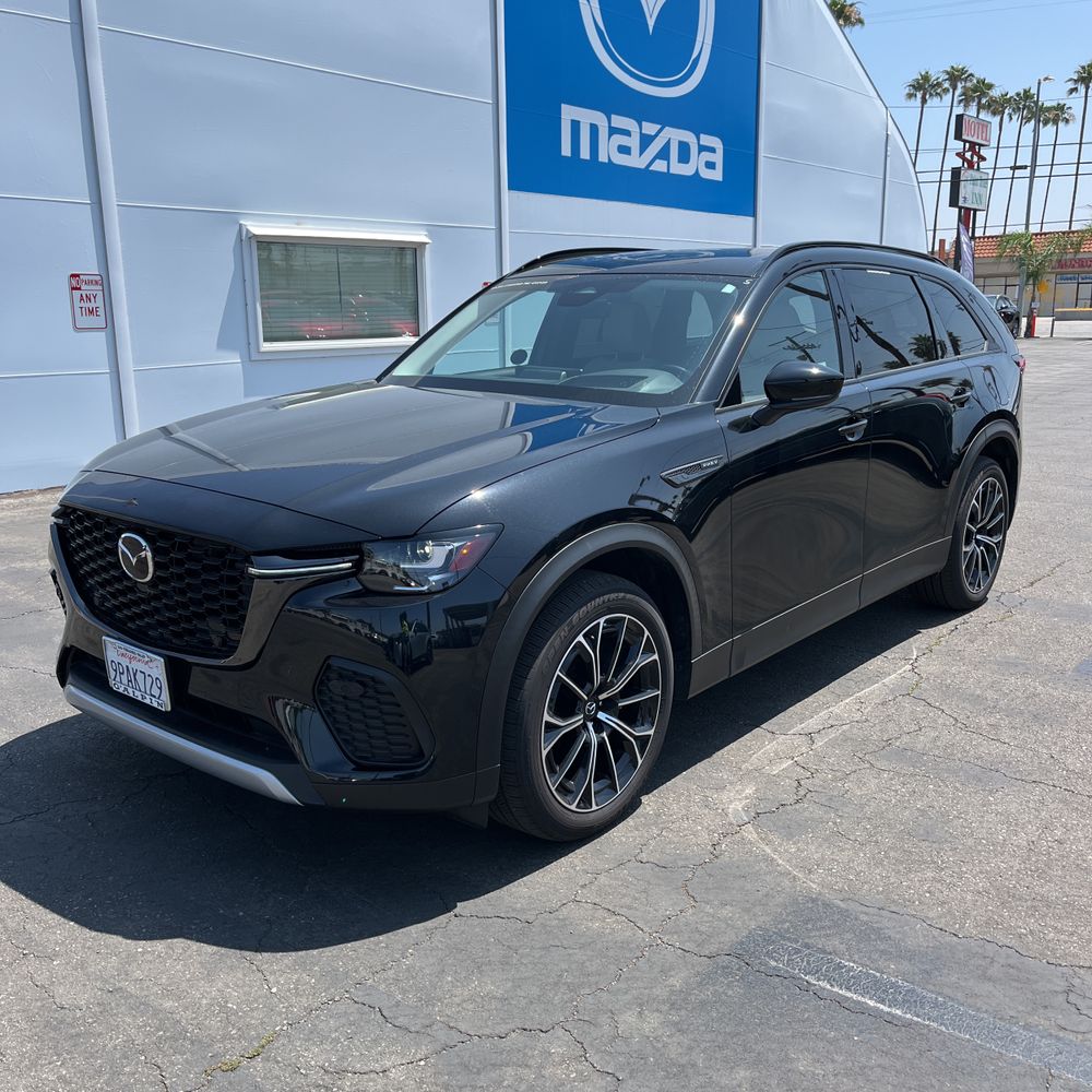 2025 Mazda CX-70 Plug-in Hybrid Premium