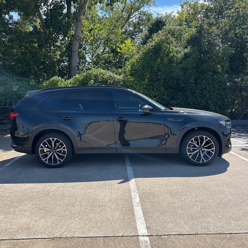 2025 Mazda CX-70 Plug-in Hybrid Premium