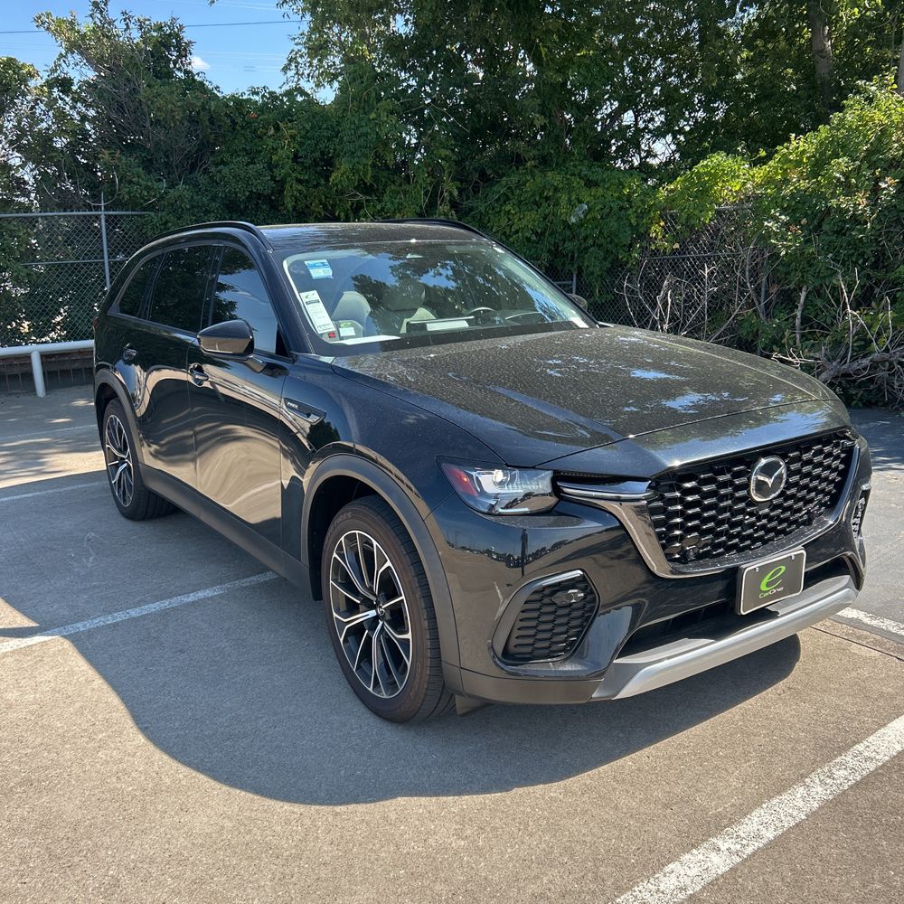 2025 Mazda CX-70 Plug-in Hybrid Premium