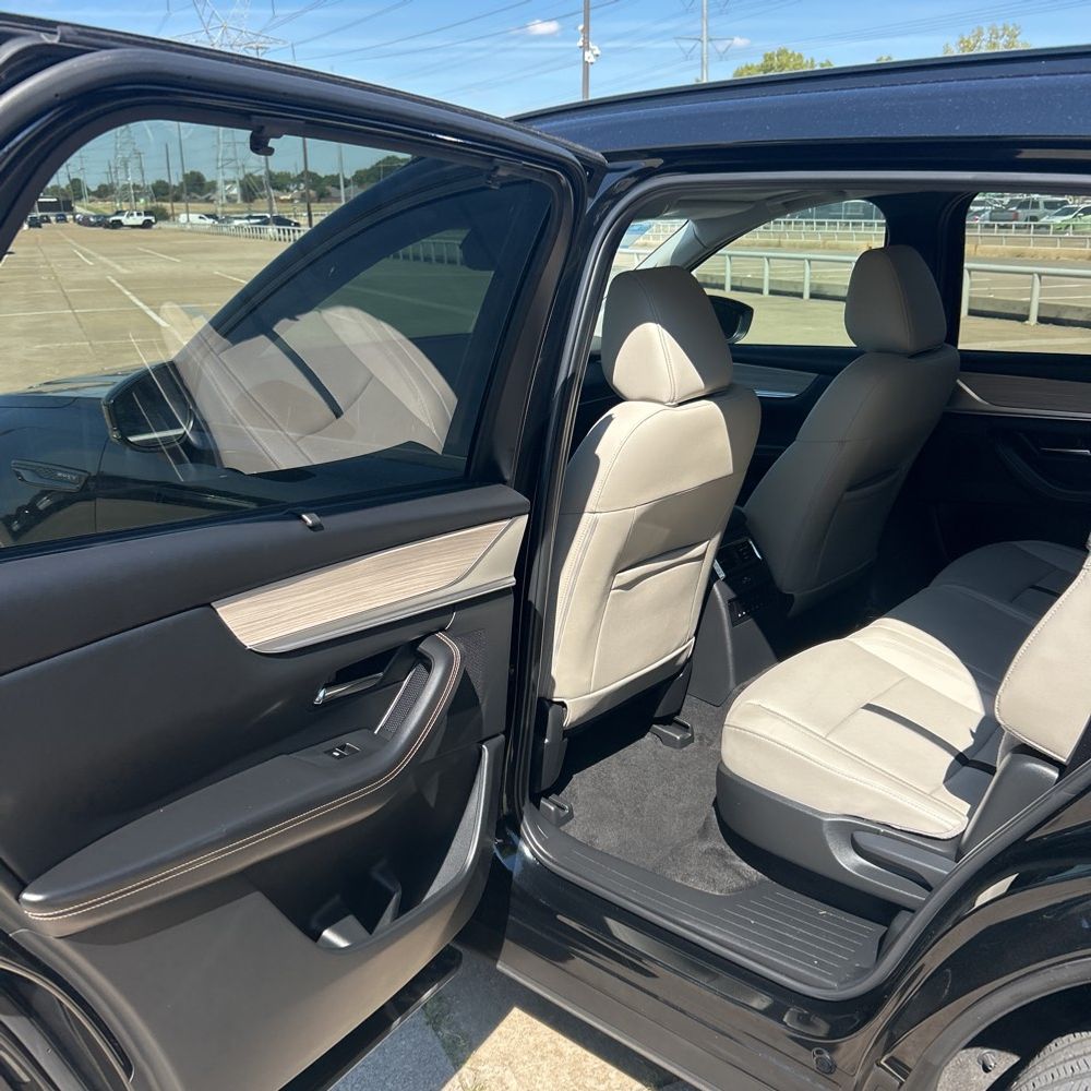 2025 Mazda CX-70 Plug-in Hybrid Premium