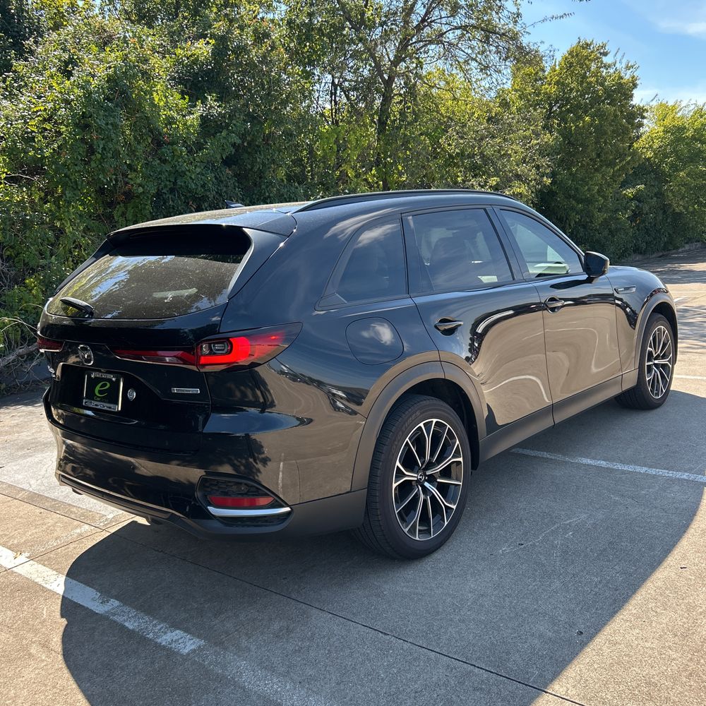2025 Mazda CX-70 Plug-in Hybrid Premium