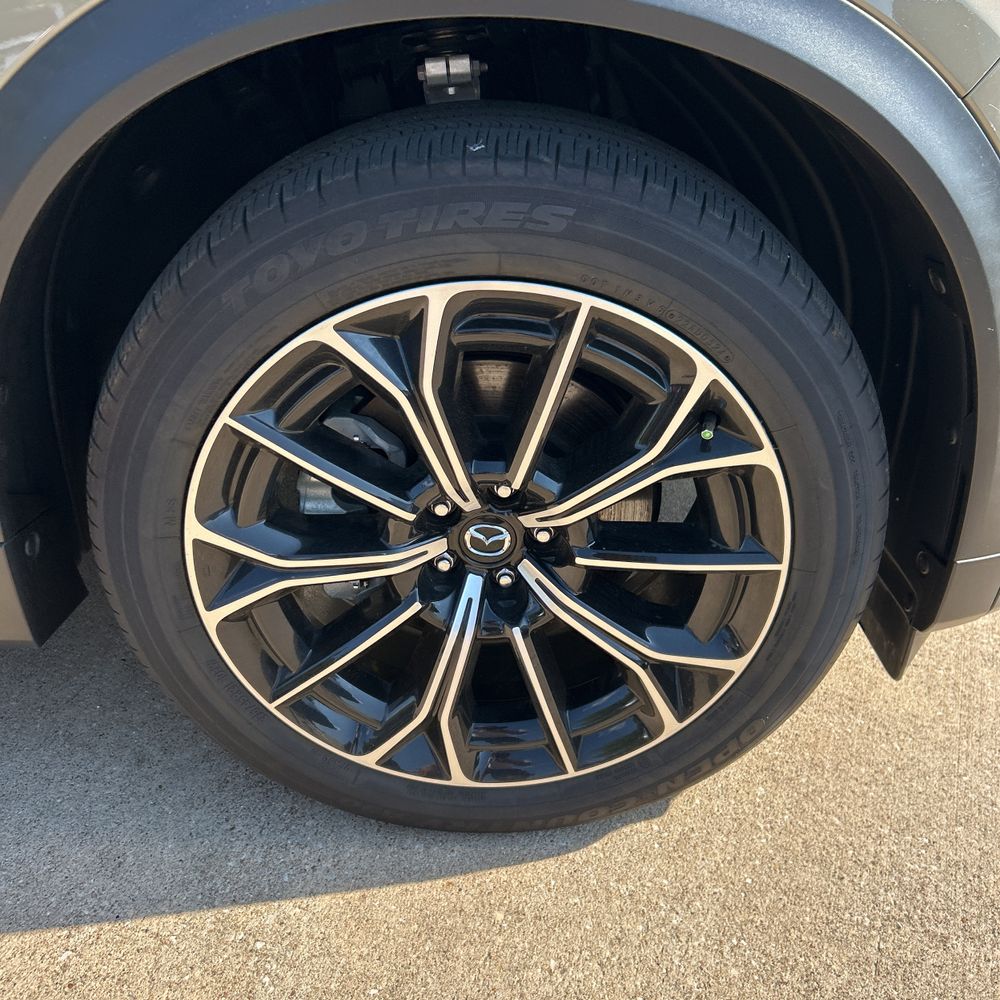 2025 Mazda CX-70 PHEV Premium