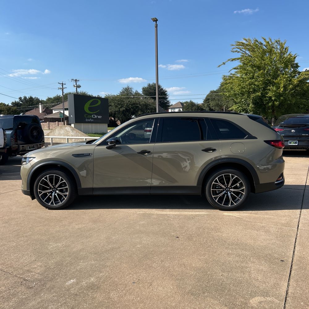 2025 Mazda CX-70 PHEV Premium