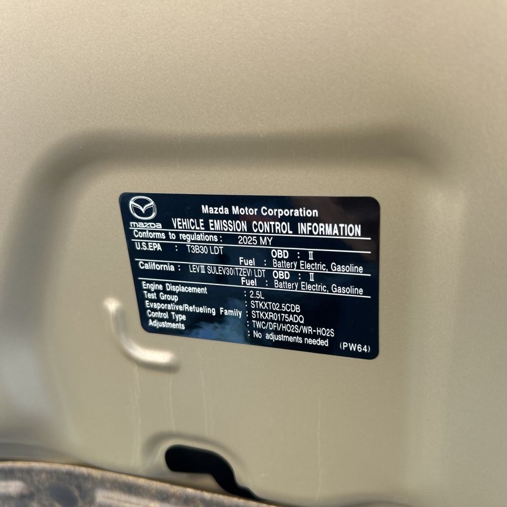 2025 Mazda CX-70 PHEV Premium
