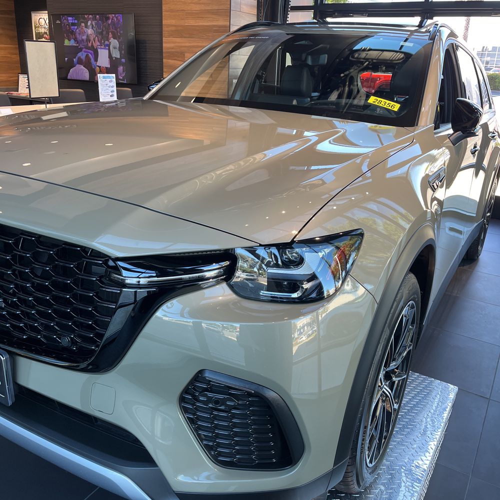 2025 Mazda CX-70 Plug-in Hybrid Premium Plus
