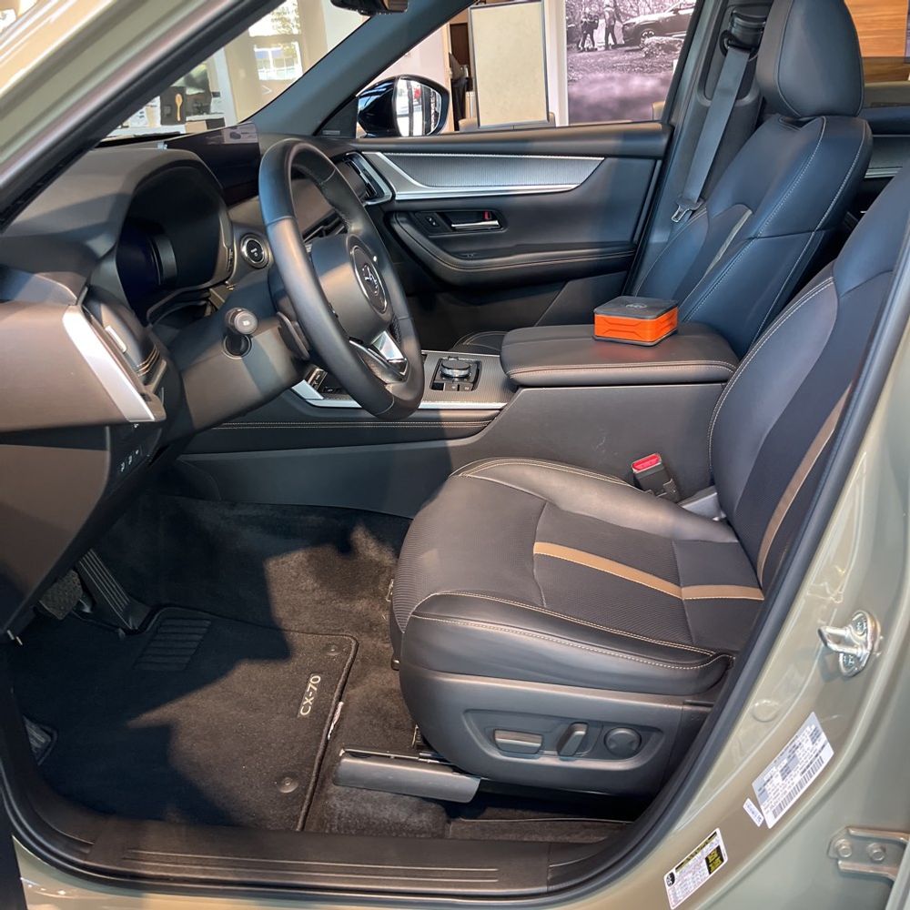 2025 Mazda CX-70 Plug-in Hybrid Premium Plus