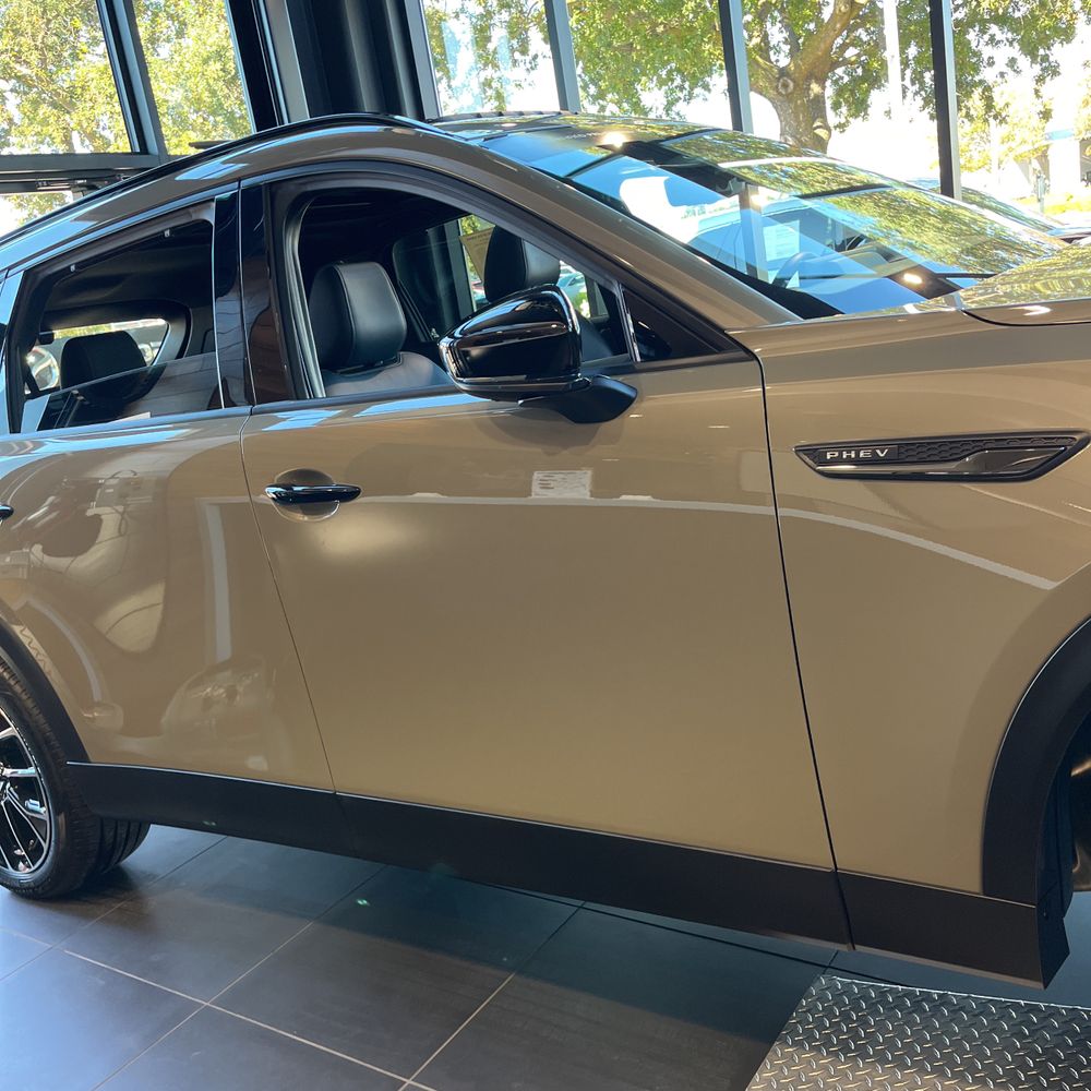 2025 Mazda CX-70 Plug-in Hybrid Premium Plus